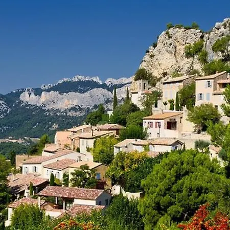 Le Clos Saint Saourde Pensión 3*