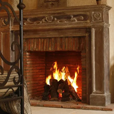 Le Clos Saint Saourde Pensión 3*